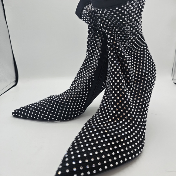 Chic Black Studded Women's Heels - Picture 7 of 8